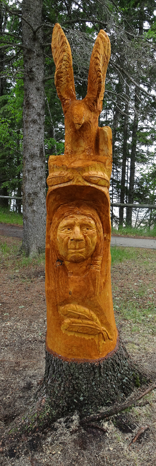 Spruce Carving Man Spirit Waskesiu 2017 - 214 x 41 cm  (7 ft x 16 in)